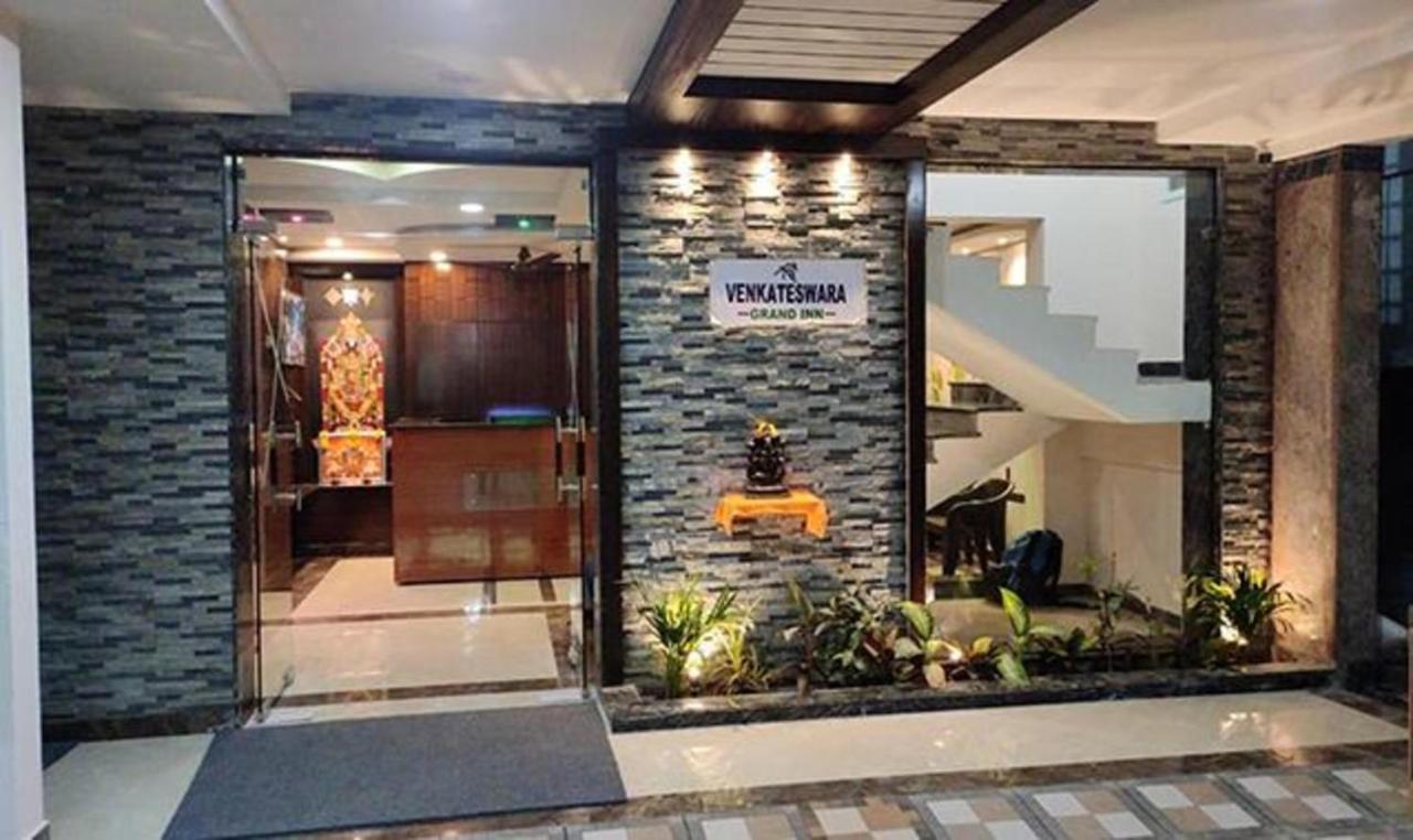Fabhotel Nb Venkateswara Grand Inn Tirupati Buitenkant foto