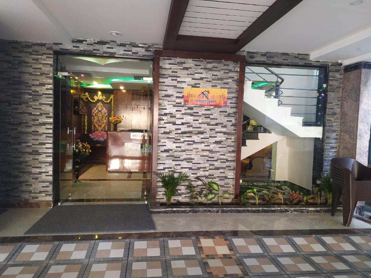 Fabhotel Nb Venkateswara Grand Inn Tirupati Buitenkant foto